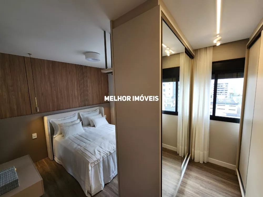 Apartamento à venda com 3 quartos, 125m² - Foto 3