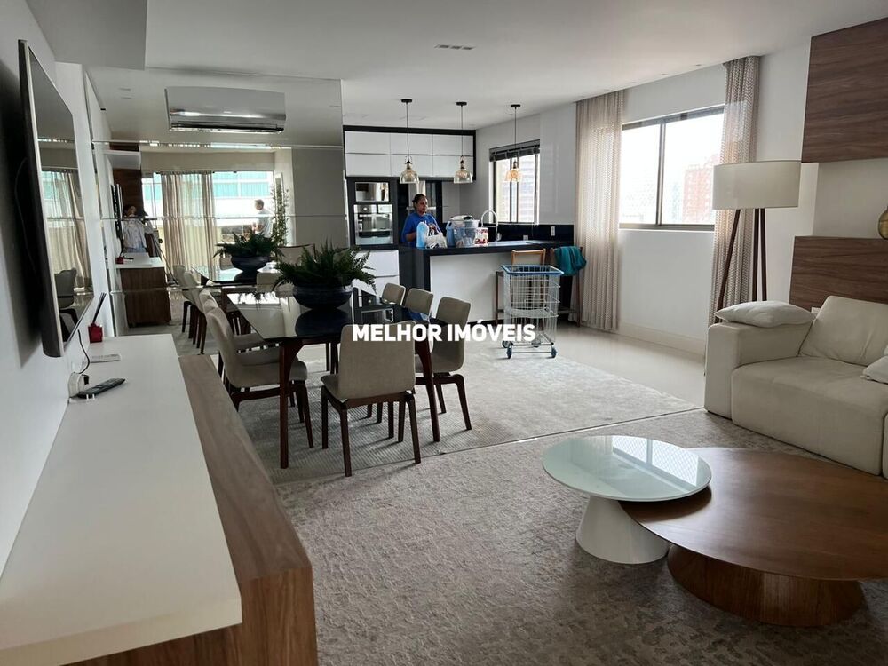 Apartamento, 4 quartos, 208 m² - Foto 1
