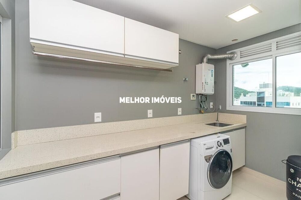 Apartamento à venda com 3 quartos, 199m² - Foto 1