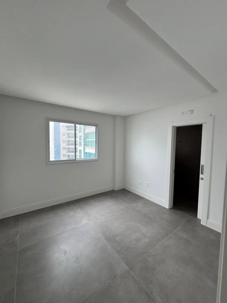 Apartamento, 3 quartos, 127 m² - Foto 1