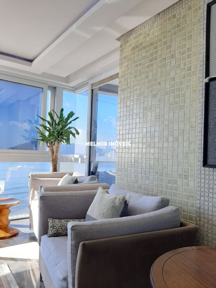 Apartamento, 3 quartos, 220 m² - Foto 1