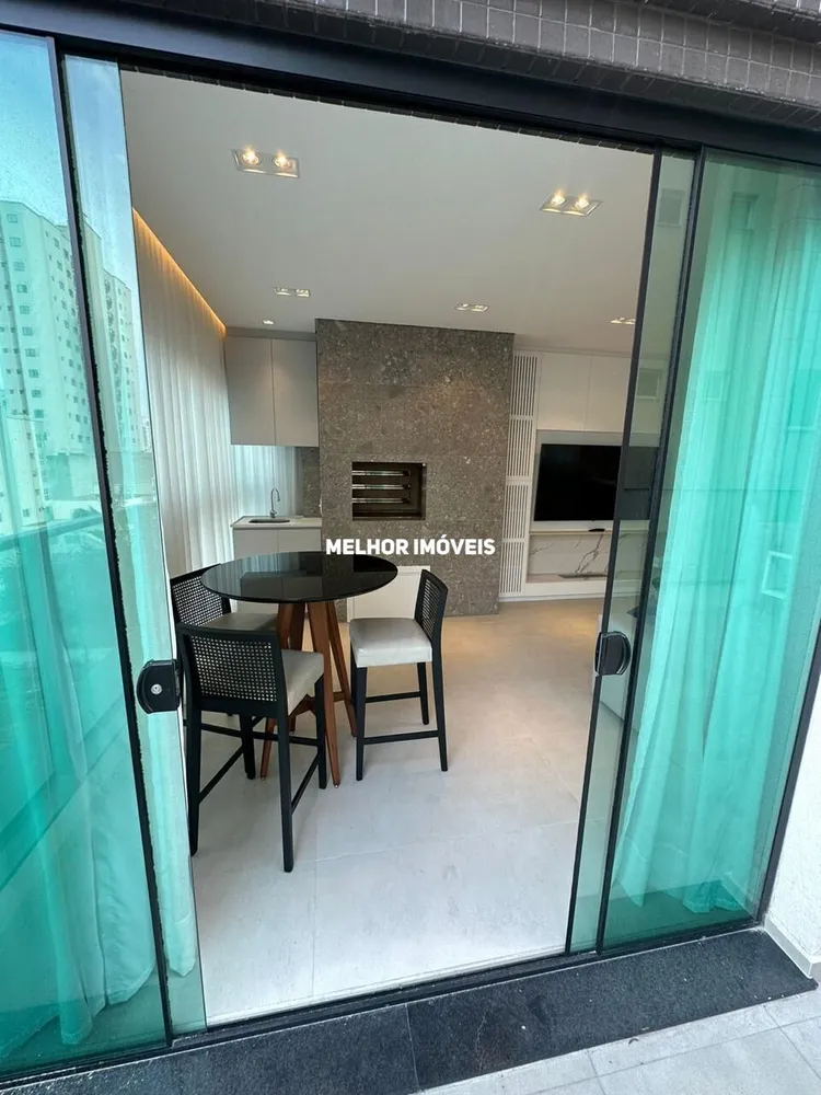 Apartamento, 3 quartos, 212 m² - Foto 1