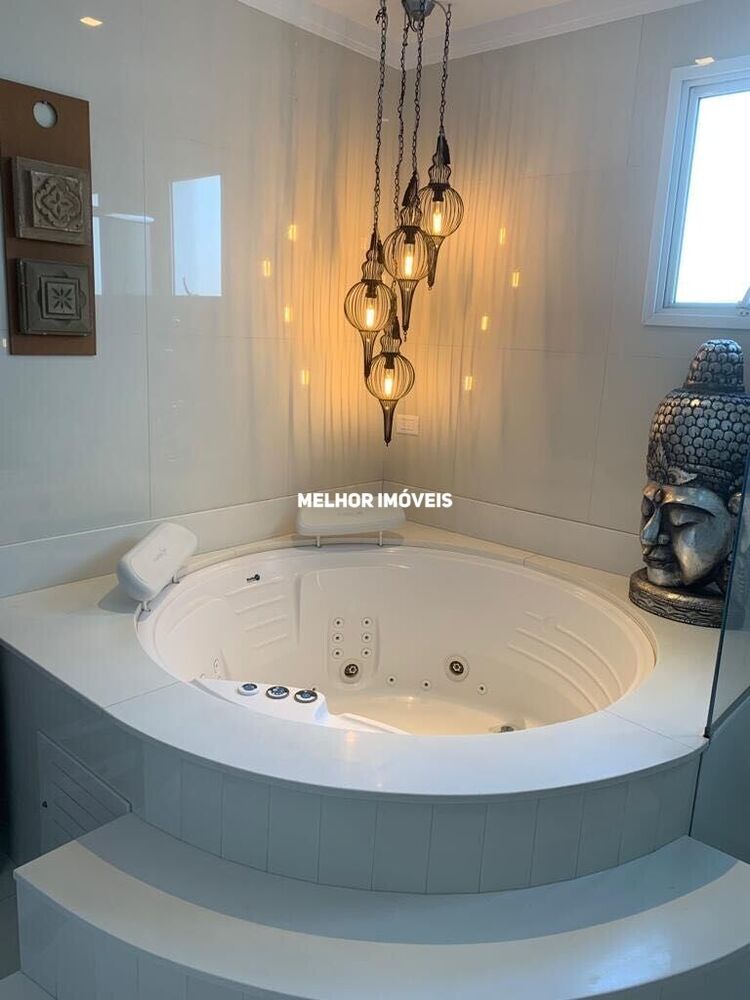 Apartamento para alugar com 3 quartos, 186m² - Foto 12