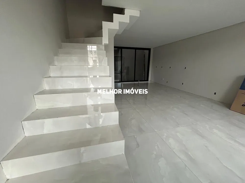 Sobrado, 3 quartos, 240 m² - Foto 2