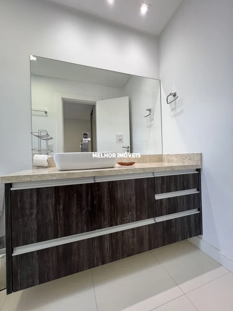 Apartamento, 3 quartos, 135 m² - Foto 2