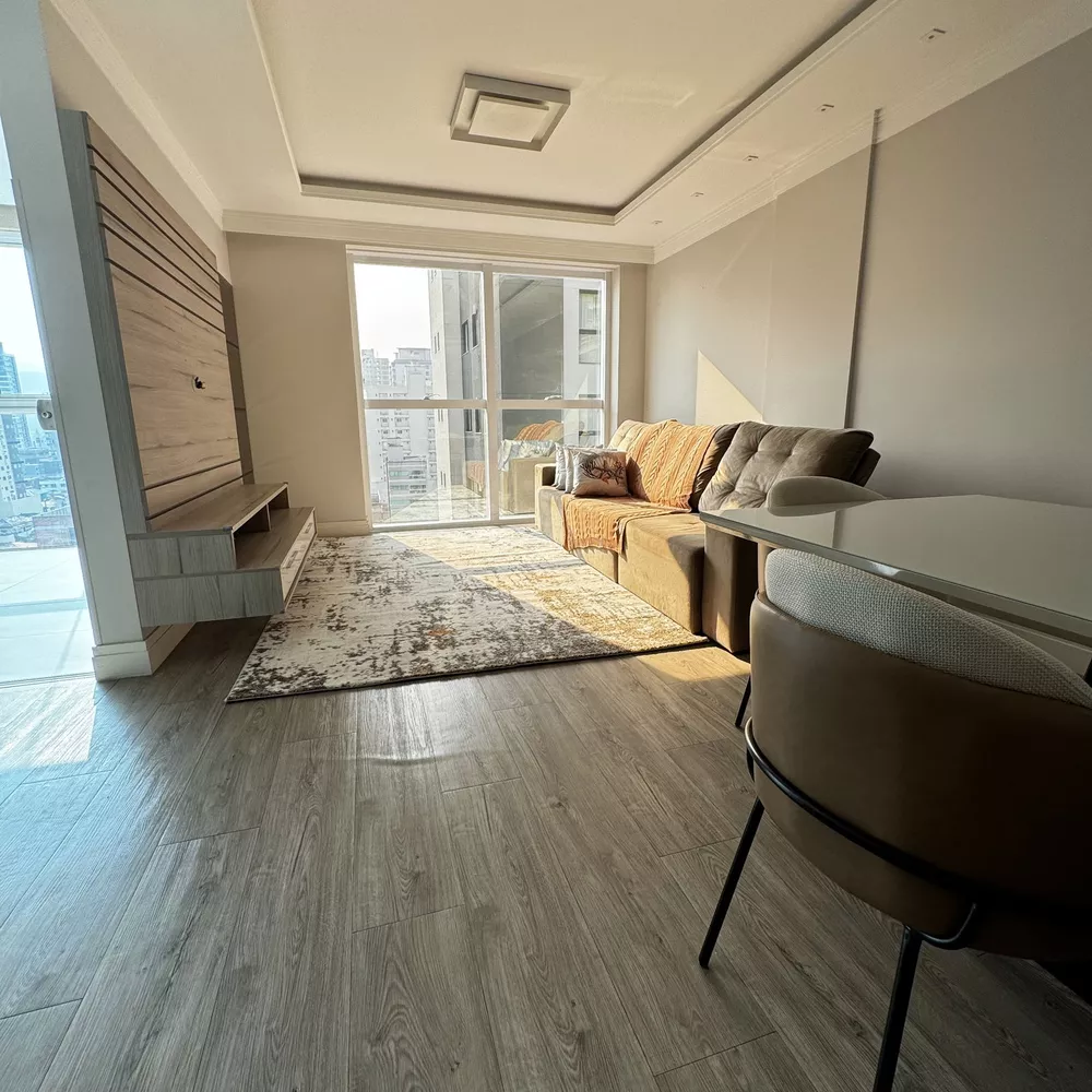 Apartamento à venda com 3 quartos, 122m² - Foto 3