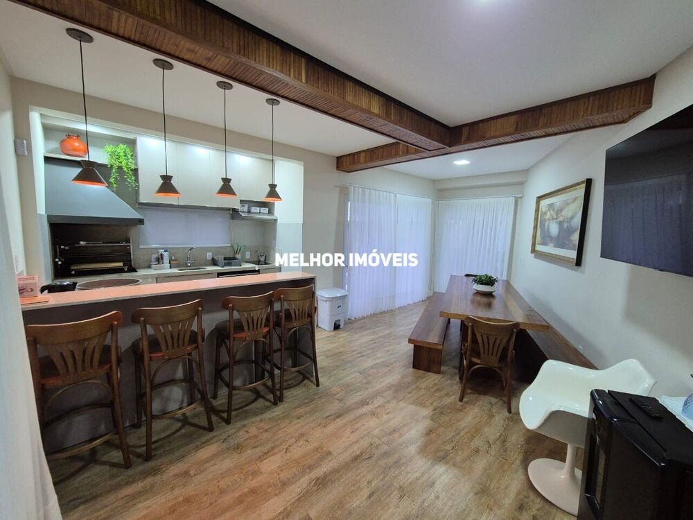 Casa, 3 quartos, 225 m² - Foto 1