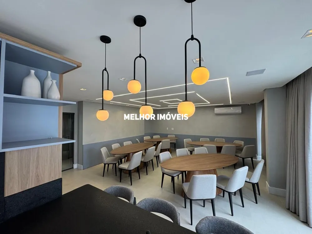 Cobertura, 3 quartos, 230 m² - Foto 2