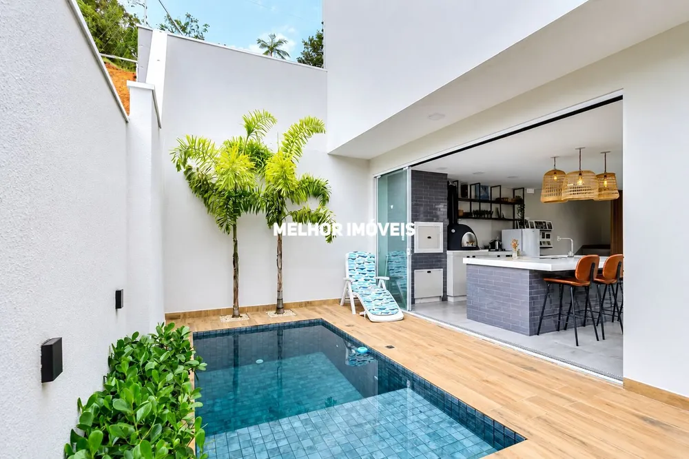 Casa, 4 quartos, 310 m² - Foto 1