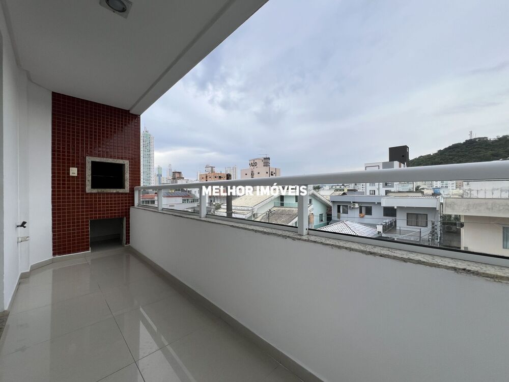 Apartamento para alugar com 2 quartos, 71m² - Foto 2