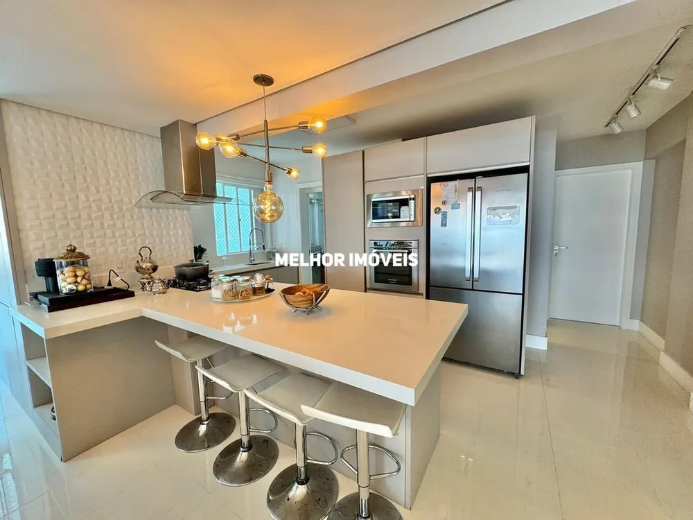 Apartamento, 3 quartos, 220 m² - Foto 4