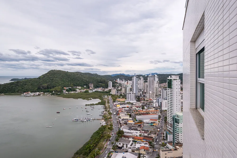 Apartamento, 3 quartos, 328 m² - Foto 2