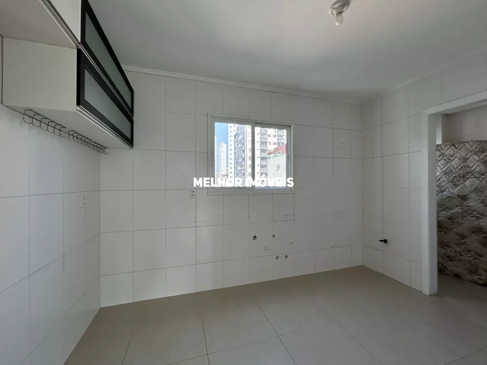 Apartamento para alugar com 4 quartos, 114m² - Foto 6