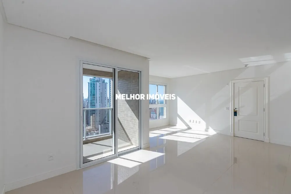 Apartamento, 3 quartos, 120 m² - Foto 1