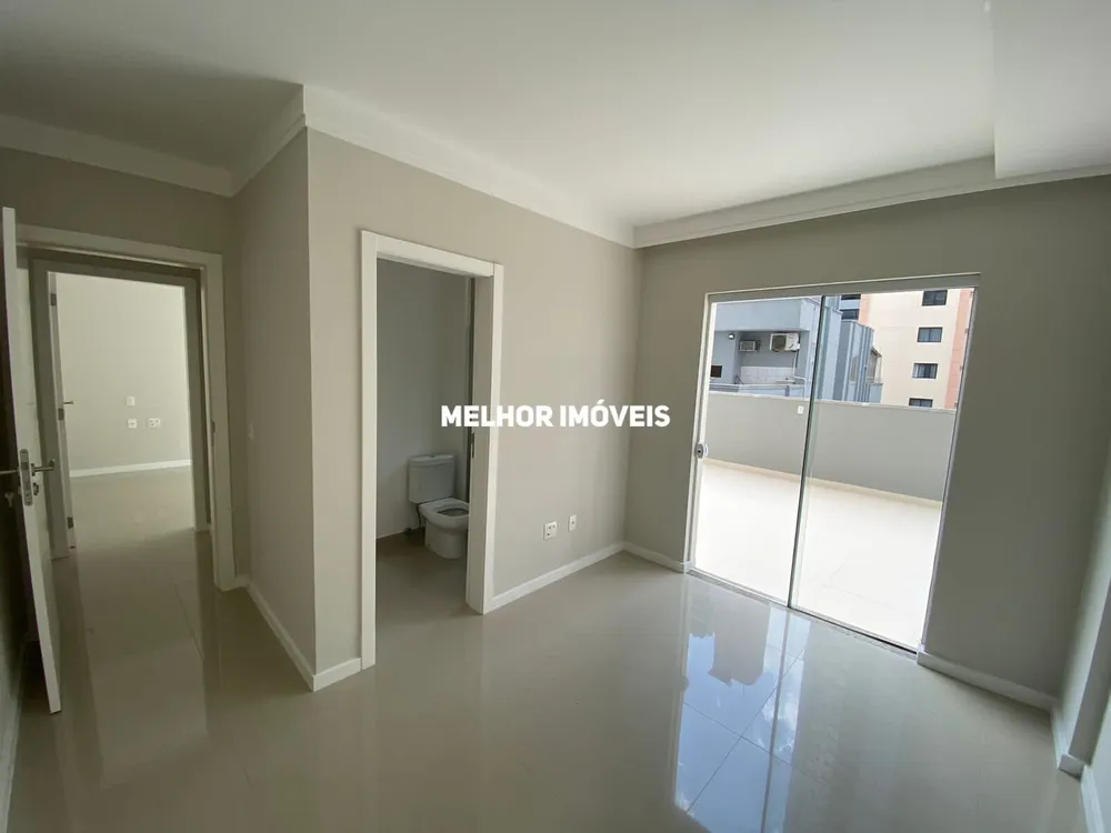Apartamento, 3 quartos, 250 m² - Foto 2