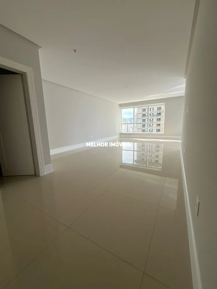 Apartamento, 4 quartos, 167 m² - Foto 2
