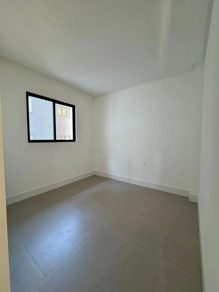 Apartamento, 3 quartos, 122 m² - Foto 2