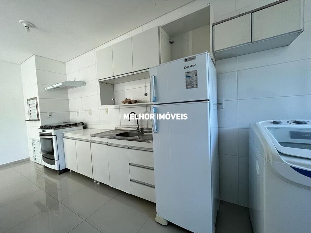 Apartamento para alugar com 3 quartos, 140m² - Foto 3