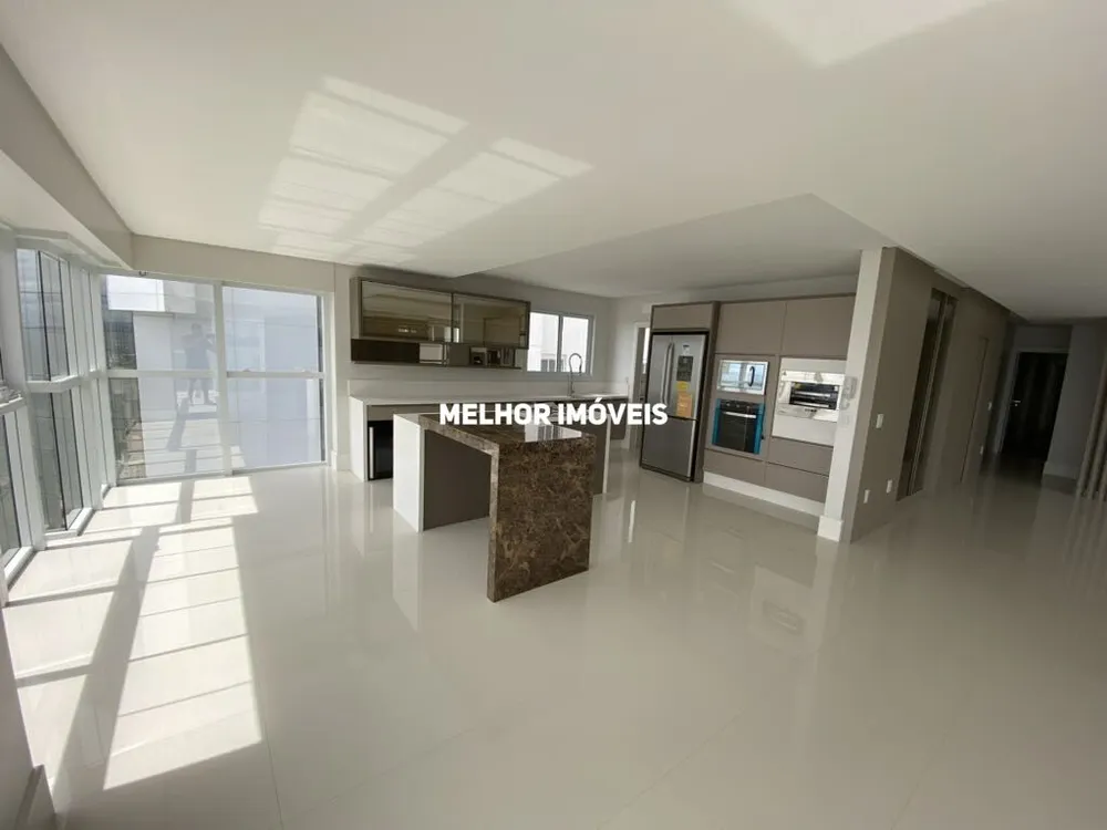Apartamento, 4 quartos, 237 m² - Foto 2