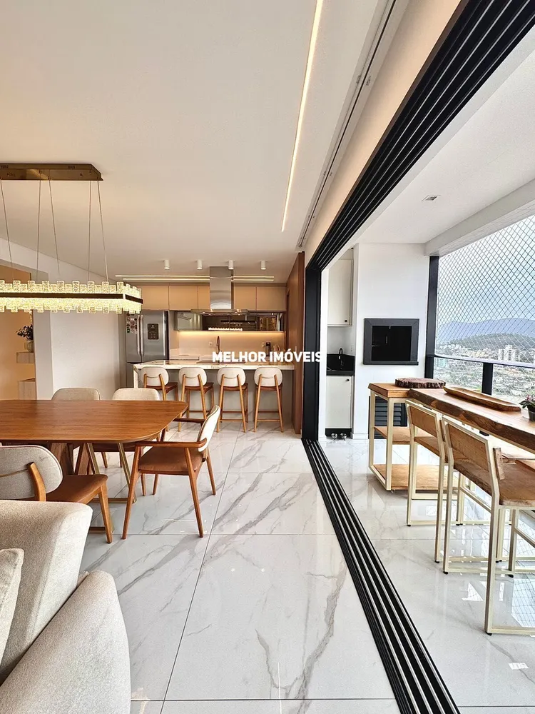 Apartamento, 3 quartos, 110 m² - Foto 2