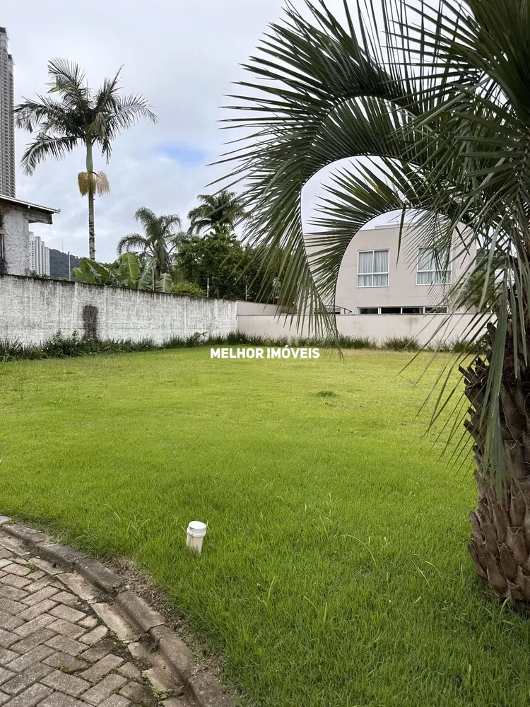 Terreno, 303 m² - Foto 1