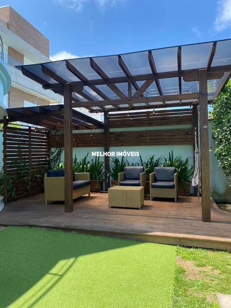 Casa à venda com 4 quartos, 530m² - Foto 1