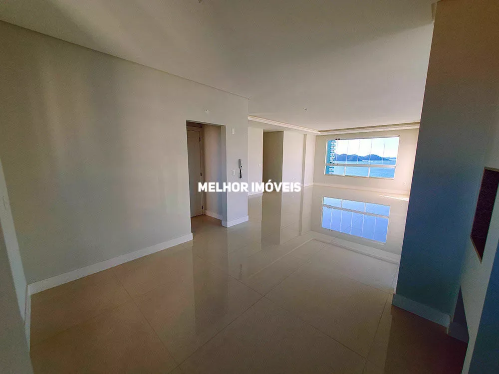 Apartamento à venda com 3 quartos, 145m² - Foto 4