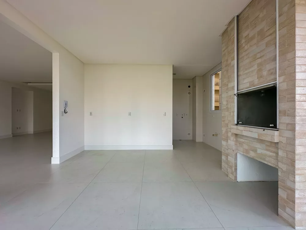 Apartamento à venda com 4 quartos, 193m² - Foto 4