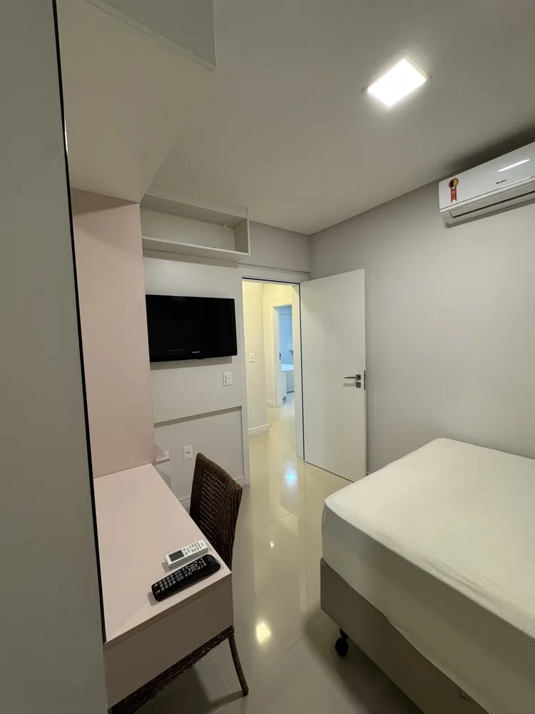 Apartamento, 4 quartos, 146 m² - Foto 2
