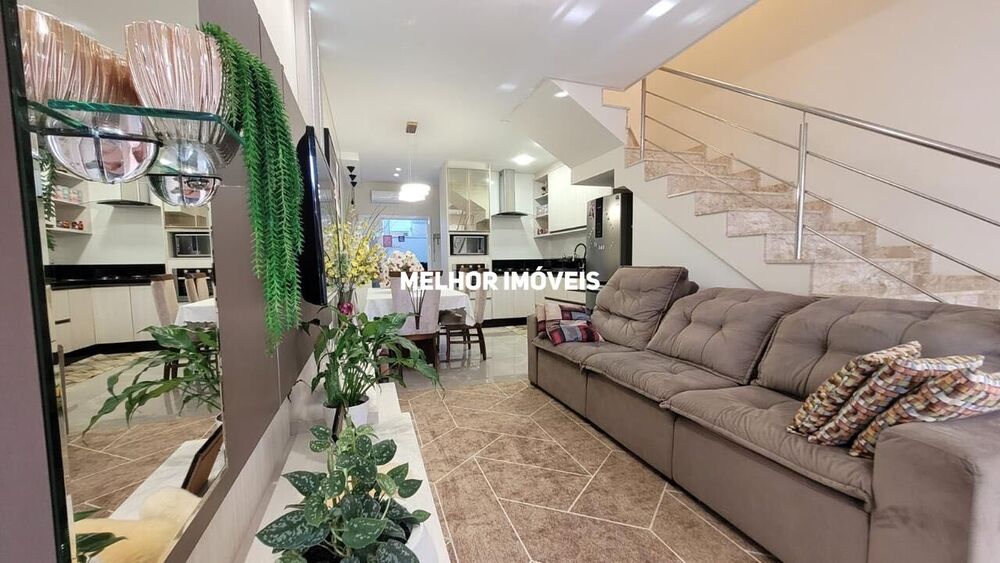 Sobrado à venda com 2 quartos, 95m² - Foto 2