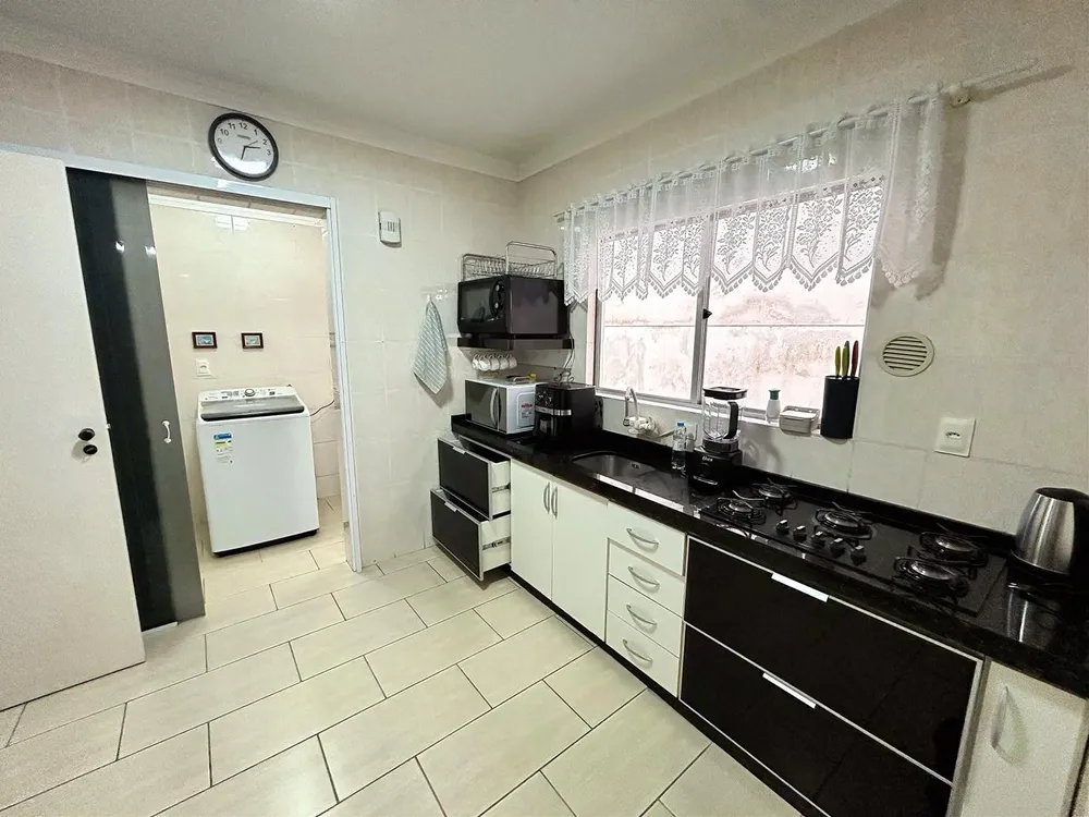 Apartamento, 3 quartos, 121 m² - Foto 2