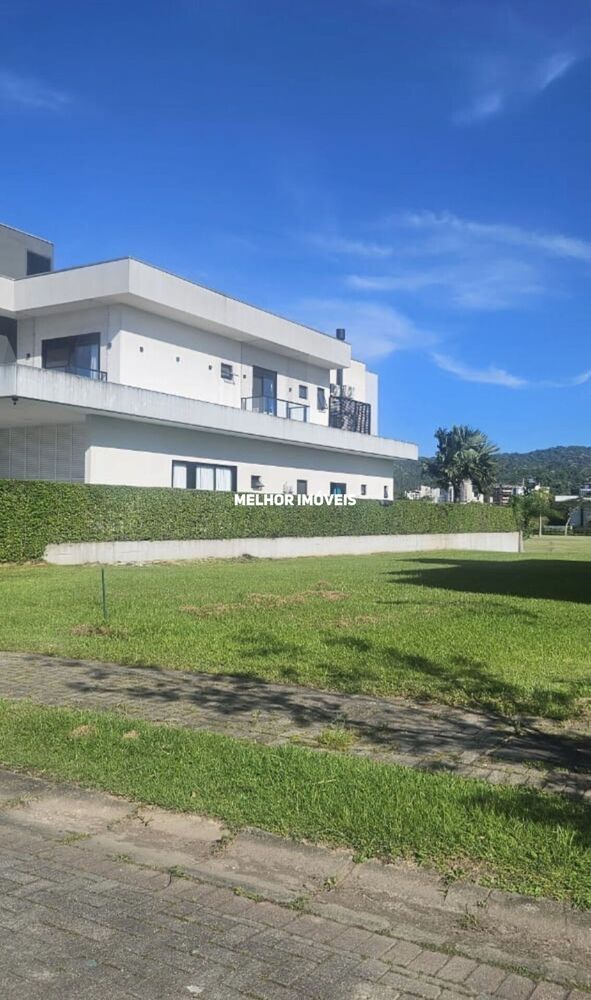 Casa à venda com 4 quartos, 461m² - Foto 2