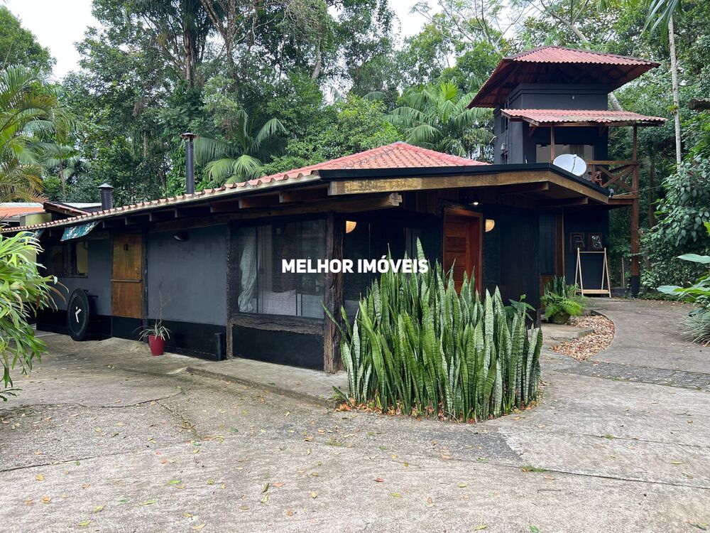 Casa à venda com 3 quartos, 150m² - Foto 2