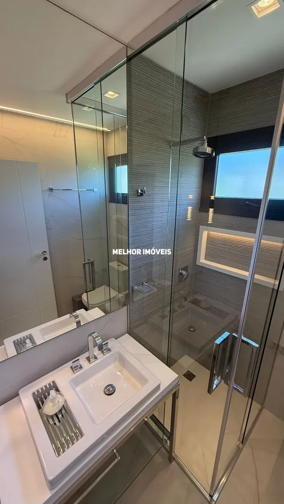 Casa, 3 quartos, 315 m² - Foto 1