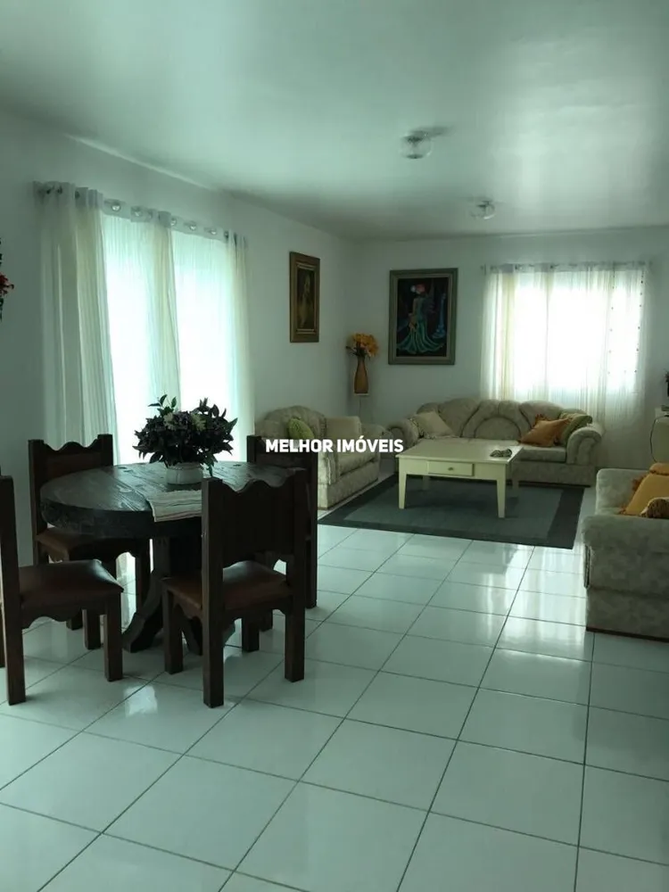 Casa, 6 quartos, 400 m² - Foto 1