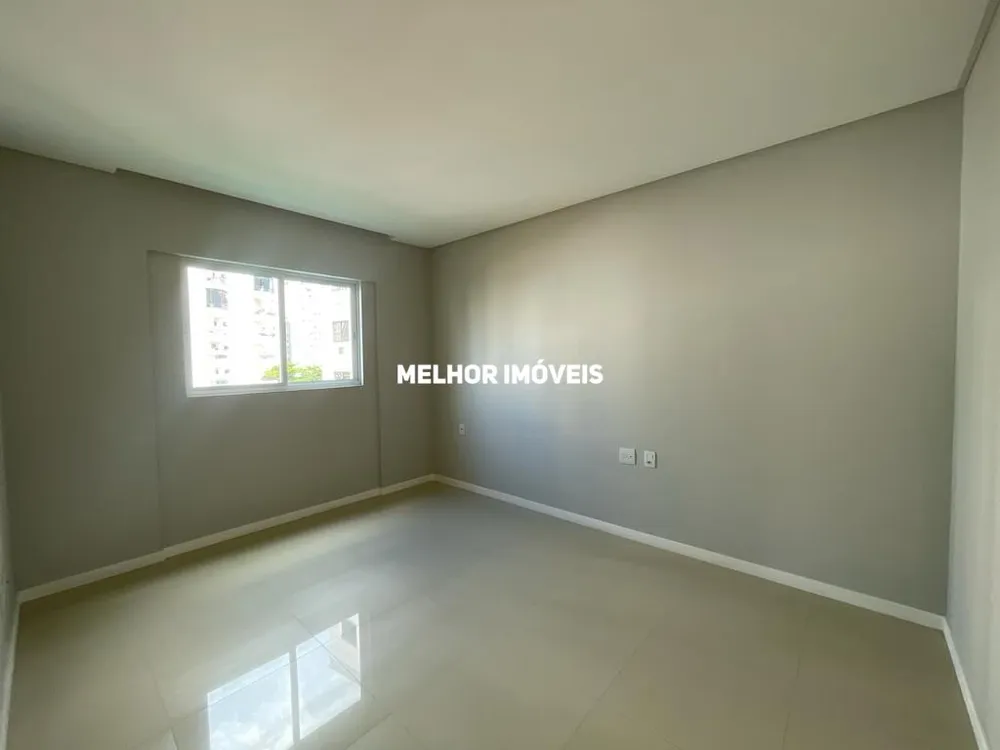 Apartamento, 3 quartos, 159 m² - Foto 2