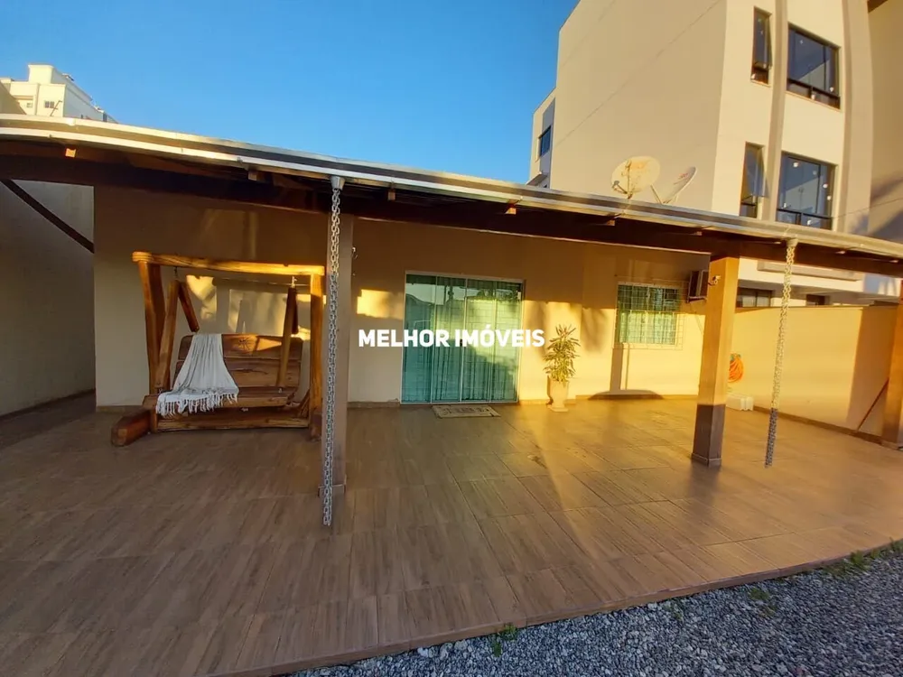 Casa, 4 quartos, 260 m² - Foto 1