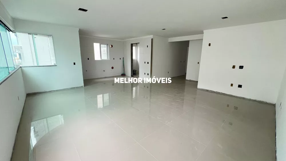 Apartamento à venda com 3 quartos, 105m² - Foto 3