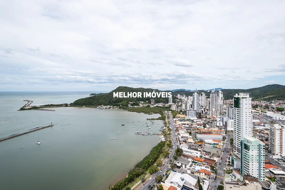 Cobertura, 3 quartos, 328 m² - Foto 4