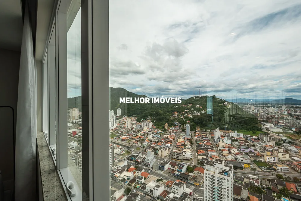 Cobertura, 3 quartos, 328 m² - Foto 1