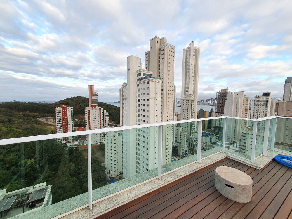 Cobertura à venda com 3 quartos, 268m² - Foto 3