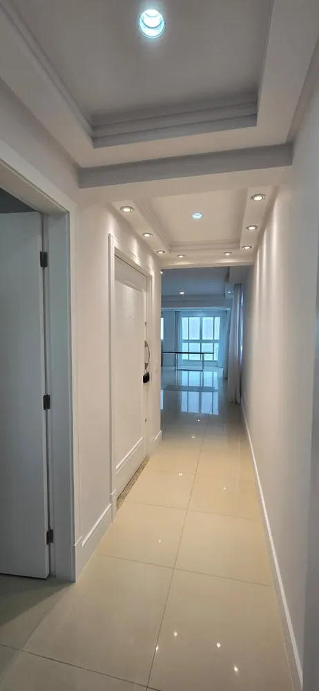 Apartamento, 3 quartos, 134 m² - Foto 2