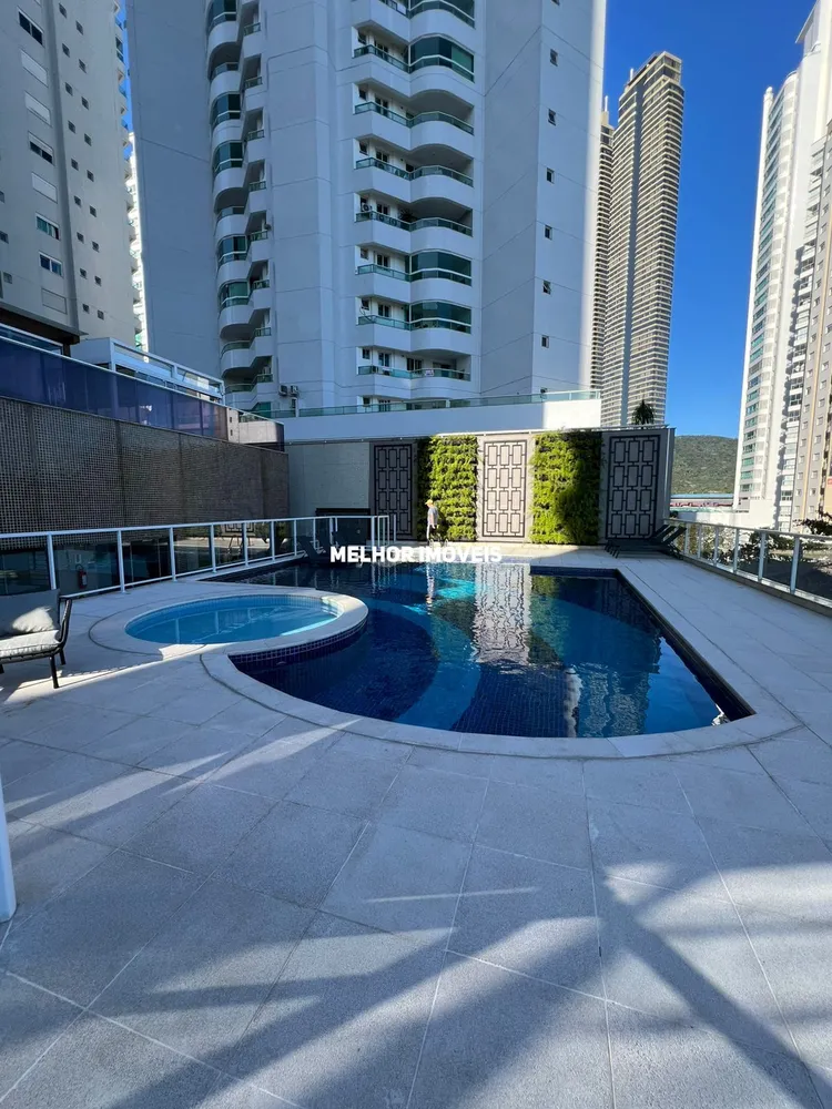 Cobertura, 3 quartos, 270 m² - Foto 2