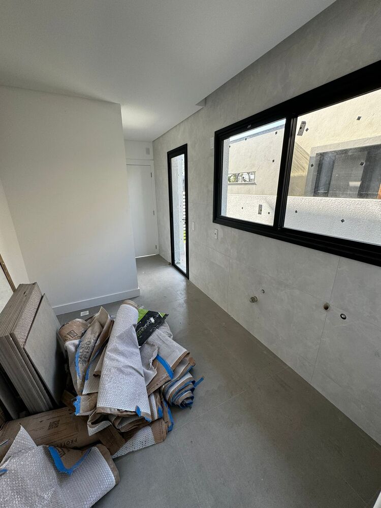 Casa à venda com 3 quartos, 251m² - Foto 6
