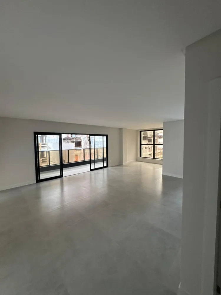 Apartamento, 3 quartos, 147 m² - Foto 3
