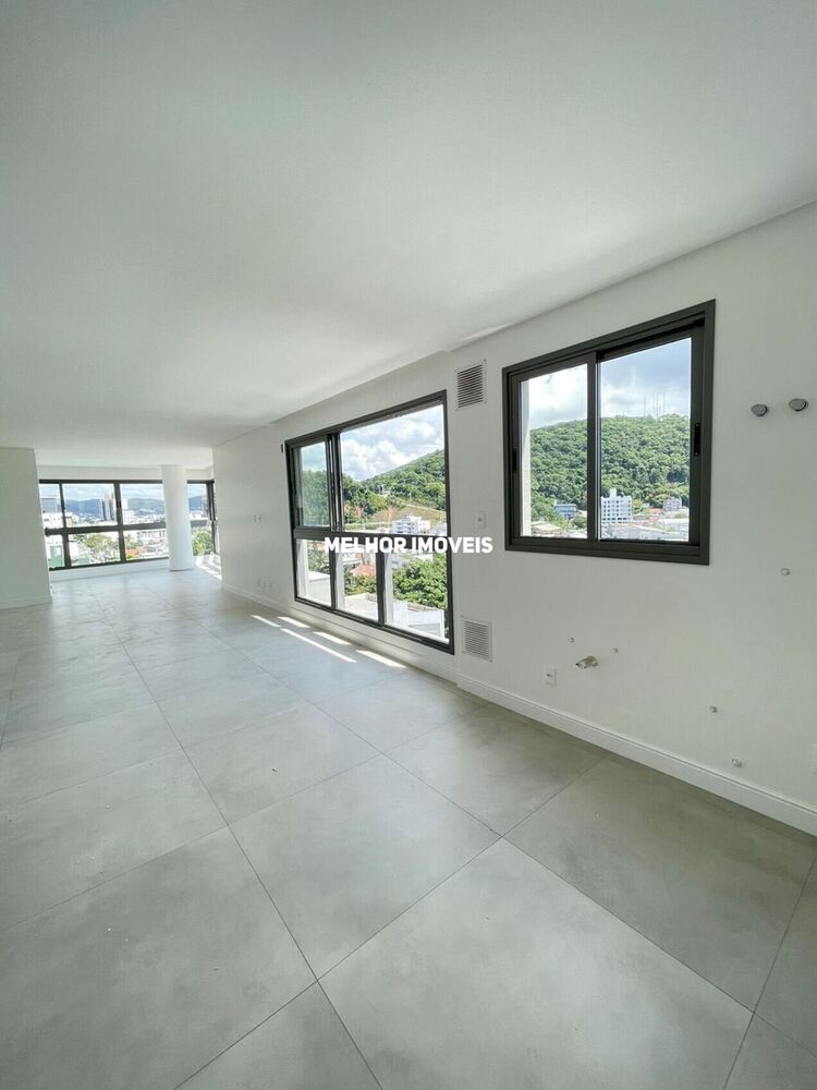 Apartamento, 4 quartos, 151 m² - Foto 1