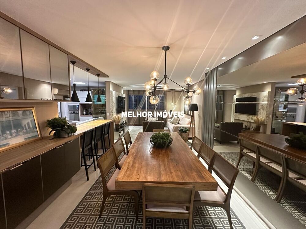 Apartamento à venda com 4 quartos, 143m² - Foto 8