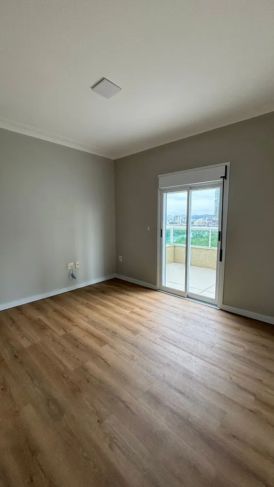 Apartamento, 3 quartos, 160 m² - Foto 3