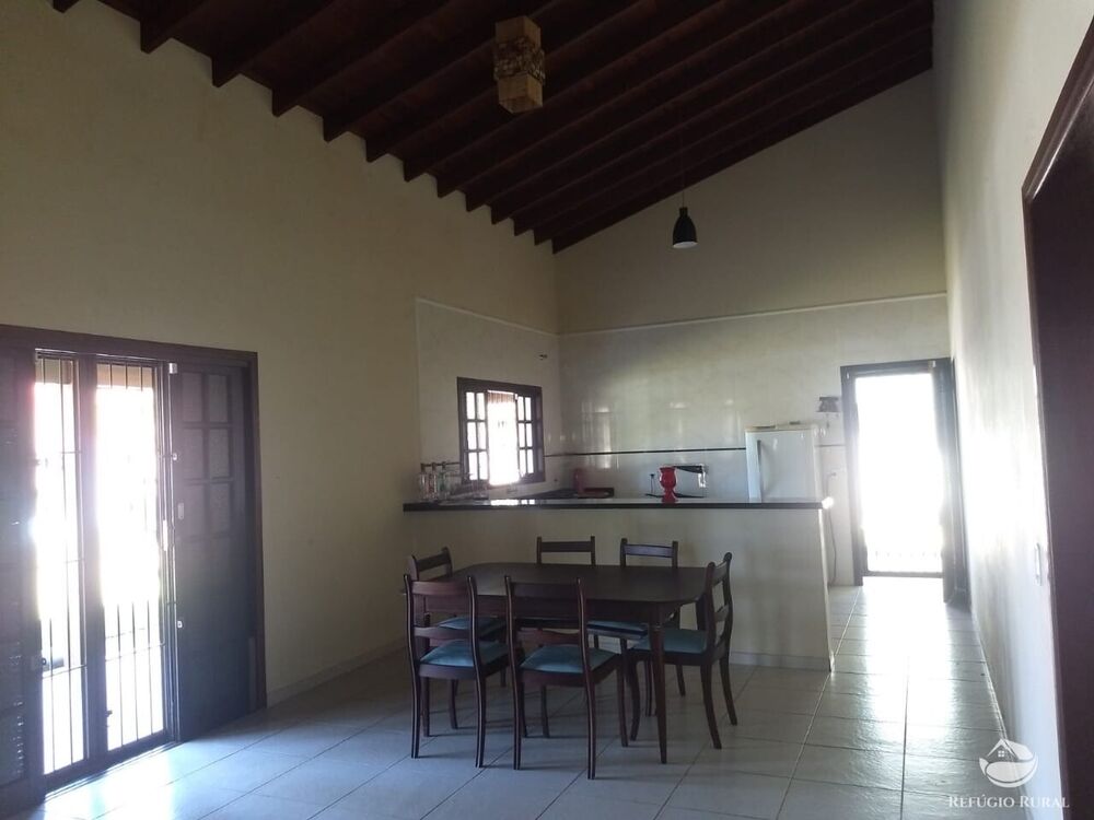 Sítio à venda com 2 quartos, 242000m² - Foto 3