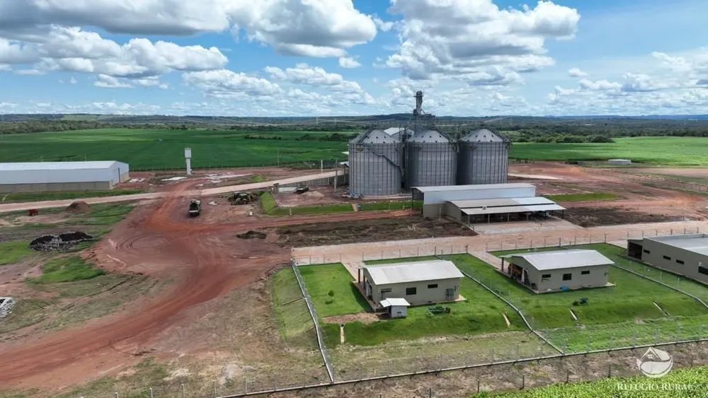 Fazenda, 6355 hectares - Foto 1